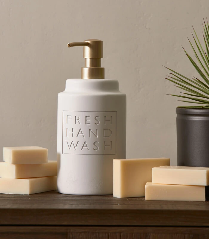 Zeeppomp Tekst, Zeepdispenser Met Gouden Pompje - Fresh - Wit - 920 ML 2 Zeeppomp Tekst, Zeepdispenser Met Gouden Pompje - Fresh - Wit - 920 ML - Afbeelding 2