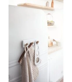 Yamazaki Wall Kitchentool Hooks - Tosca -Dagelijkse Boodschappen Winkel 247d1e6412c54404b350a3b0245ce95a