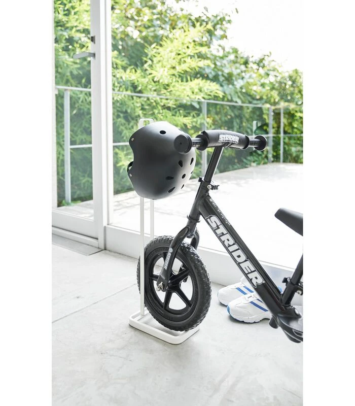 Yamazaki Kids Bike & Helmet Stand - Tower - White 2 Yamazaki Kids Bike & Helmet Stand - Tower - White - Afbeelding 2