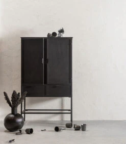 Exclusive Pixie Vaas - Metaal - Zwart - 35x30x30 -Dagelijkse Boodschappen Winkel 2ec2aded589e417795a725beb2adbb83