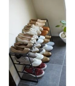 Yamazaki Frame Extendable Shoe Rack 3 Tire - Black -Dagelijkse Boodschappen Winkel 4a35a8f4e8d94209b88ae439abe8f9fb