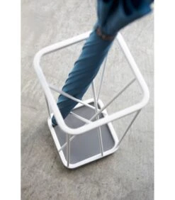 Yamazaki Umbrella Stand 9 Square - White -Dagelijkse Boodschappen Winkel 5a4369dba114401589408573355e9873