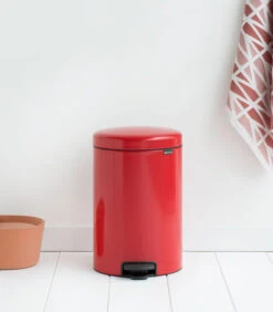 Brabantia NewIcon Prullenbak - 20 L - Passion Red -Dagelijkse Boodschappen Winkel 6068175ed7a64696b303843b0517239c