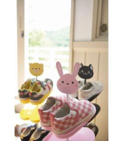 Yamazaki Shoe Rack For Kids - Pink Rabbit -Dagelijkse Boodschappen Winkel 690af39aa078424881522101438f2daa