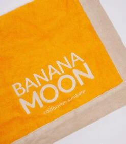 Banana Moon Lanza Towely Oranje Strandlaken 6 Banana Moon Lanza Towely Oranje Strandlaken -Dagelijkse Boodschappen Winkel 77bd0115639f44d3900aee206c15473a