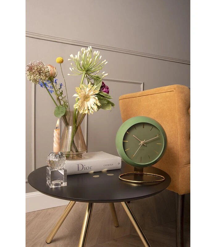 Karlsson Tafelklok Globe - Mosgroen - 21x24,5x14cm 2 Karlsson Tafelklok Globe - Mosgroen - 21x24,5x14cm - Afbeelding 2