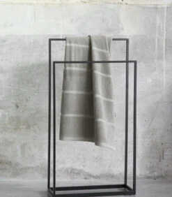 Handdoekrek YURI Black-09