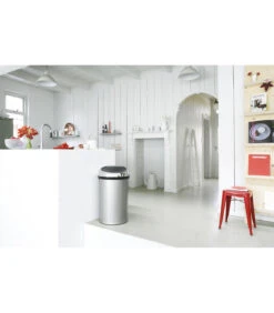Brabantia Touch Bin, 60L, Metallic Grey / Brilliant Steel 7 Brabantia Touch Bin, 60L, Metallic Grey / Brilliant Steel -Dagelijkse Boodschappen Winkel 8906cf0114144c2db78e6042ed4adcd9