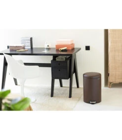 Brabantia NewIcon Pedaalemmer, 20 Liter - Mineral Cosy Brown -Dagelijkse Boodschappen Winkel 9c75eb1cd70b41a5a6dd50e73c178a14