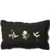 Kussenhoes, Kussensloop 50x30, Bloemenprint - Zephyrus - Zwart