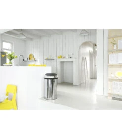 Brabantia Touch Bin Afvalemmer, 60 Liter - Brilliant Steel 7 Brabantia Touch Bin Afvalemmer, 60 Liter - Brilliant Steel -Dagelijkse Boodschappen Winkel bc6a64429dad4088a0d03d7bb060e2e3