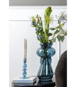PRESENT TIME Vaas Morgana - Glas Donker Blauw - Medium - 18x35cm 7 PRESENT TIME Vaas Morgana - Glas Donker Blauw - Medium - 18x35cm -Dagelijkse Boodschappen Winkel c8f39703feb240ff832e94fd1fca4400