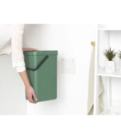 Brabantia Sort & Go Afvalemmer, 16 Liter - Fir Green 6 Brabantia Sort & Go Afvalemmer, 16 Liter - Fir Green -Dagelijkse Boodschappen Winkel d7735fd0e9414508ac048949cc49fc17