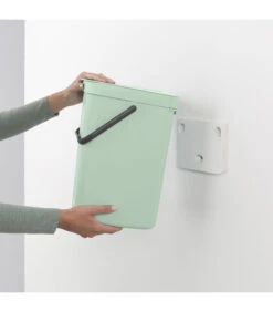 Brabantia Sort & Go Afvalemmer, 12 Liter - Jade Green 6 Brabantia Sort & Go Afvalemmer, 12 Liter - Jade Green -Dagelijkse Boodschappen Winkel df7ddf1fee5e4a65a6920119d6d090a3