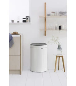 Brabantia Touch Bin New, 40L, Kunststof Binnenemmer - White 7 Brabantia Touch Bin New, 40L, Kunststof Binnenemmer - White -Dagelijkse Boodschappen Winkel e58e505f55fa4de5892122aabf25fe8d
