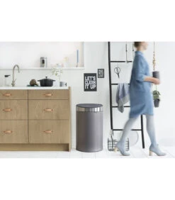 Brabantia Touch Bin New Afvalemmer, 40L Platinum/ Matt Steel 7 Brabantia Touch Bin New Afvalemmer, 40L Platinum/ Matt Steel -Dagelijkse Boodschappen Winkel ea49975b3b734721a008c7c94cda19bd