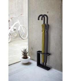Yamazaki Umbrella Stand - Grind - Black 8 Yamazaki Umbrella Stand - Grind - Black -Dagelijkse Boodschappen Winkel f0a381298ca04939b60aec0acfc74dc7
