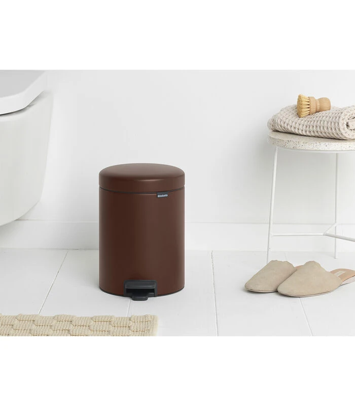 Brabantia NewIcon Pedaalemmer, 5 Liter - Mineral Cosy Brown 4 Brabantia NewIcon Pedaalemmer, 5 Liter - Mineral Cosy Brown - Afbeelding 4